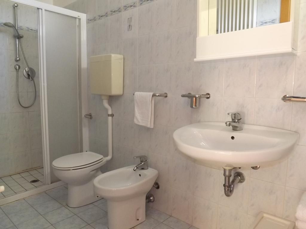 Hotel Danubio San Mauro Mare Bagian luar foto